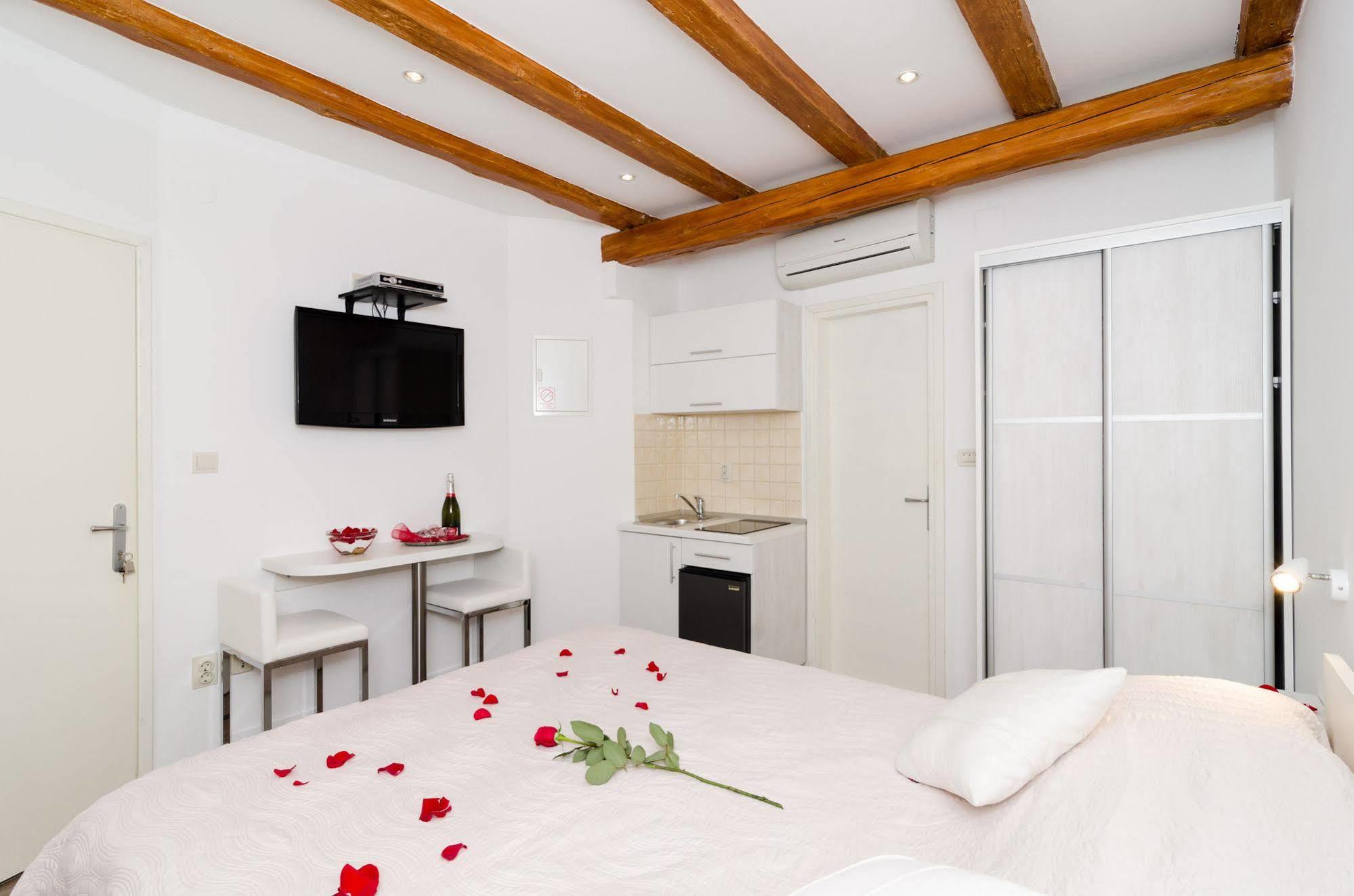 Apartments Raic Dubrovnik Exterior photo